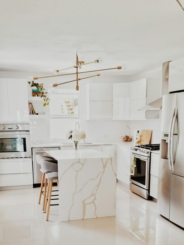 pexels-rosana-solis-385478-3718434